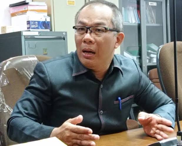 Ketua Komisi I DPRD Pekanbaru, Robin Eduar soroti gaji petugas kebersihan di bawah UMK (foto/int)